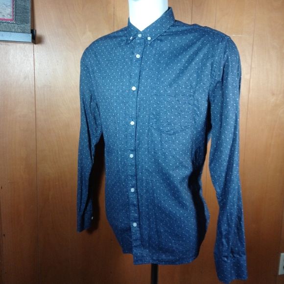 H&M Long Sleeve Button Down Shirt - Picture 2 of 5